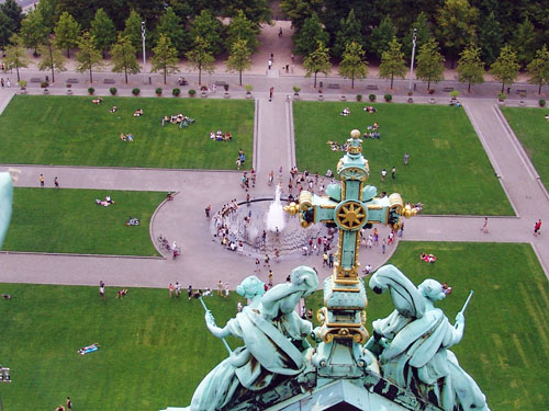 BERLÍN08 (068) des del Dom font